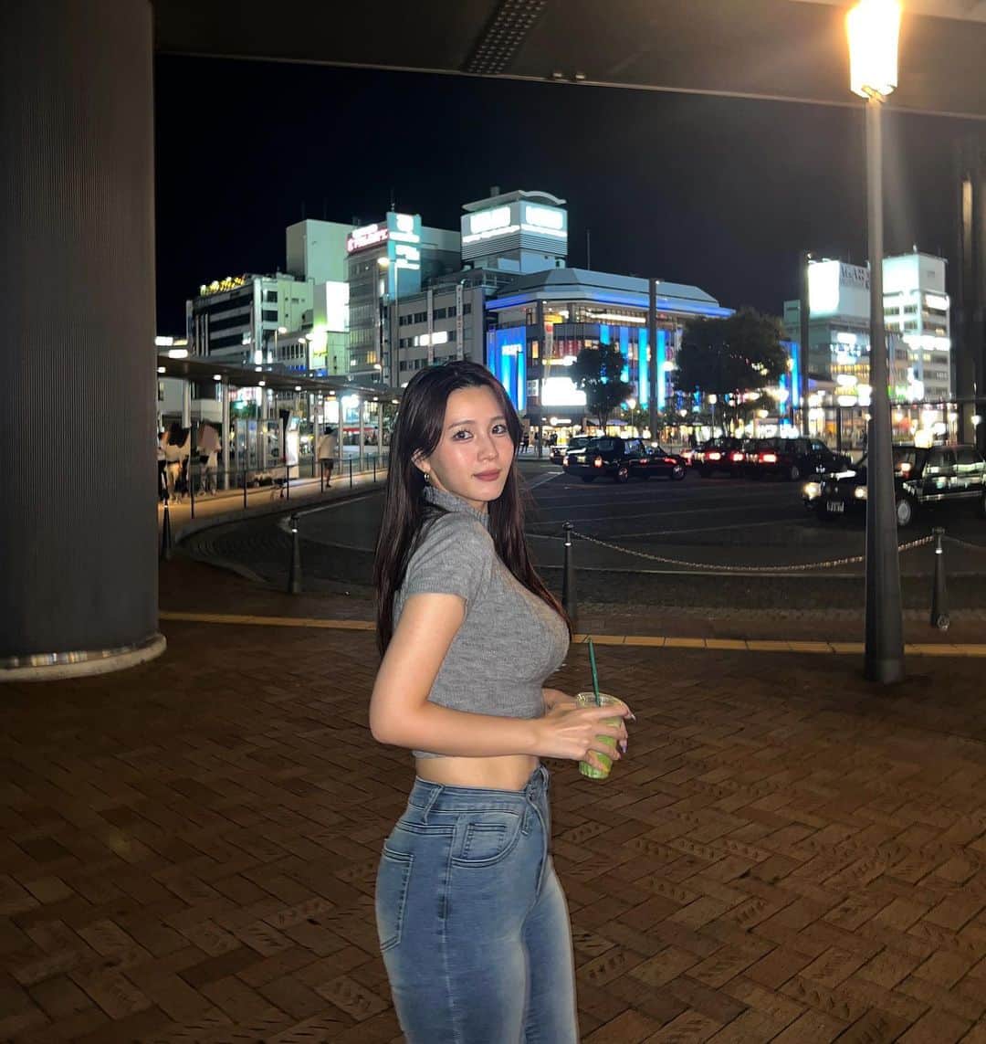 AOIのインスタグラム：「楽しかった昨日の夜🎶  . . . #海外ファッション #海外ガール #海外コーデ #海外セレブ風 #海外ファッションコーデ  #韓国ファッション #韓国コーデ #韓国女子 #韓国トレンド #韓国ファッションコーデ #韓国風 #데일리 #데일리코디 #패션 #패션코디 #옷스타그램 #攝影 #旅遊攝影 #拍攝 #寫真 #攝影日記 #人像攝影 #攝影師 #互惠 #拍照 #台灣攝影師 #人像摄影 #攝影日常　#fashion #fashionstyle」