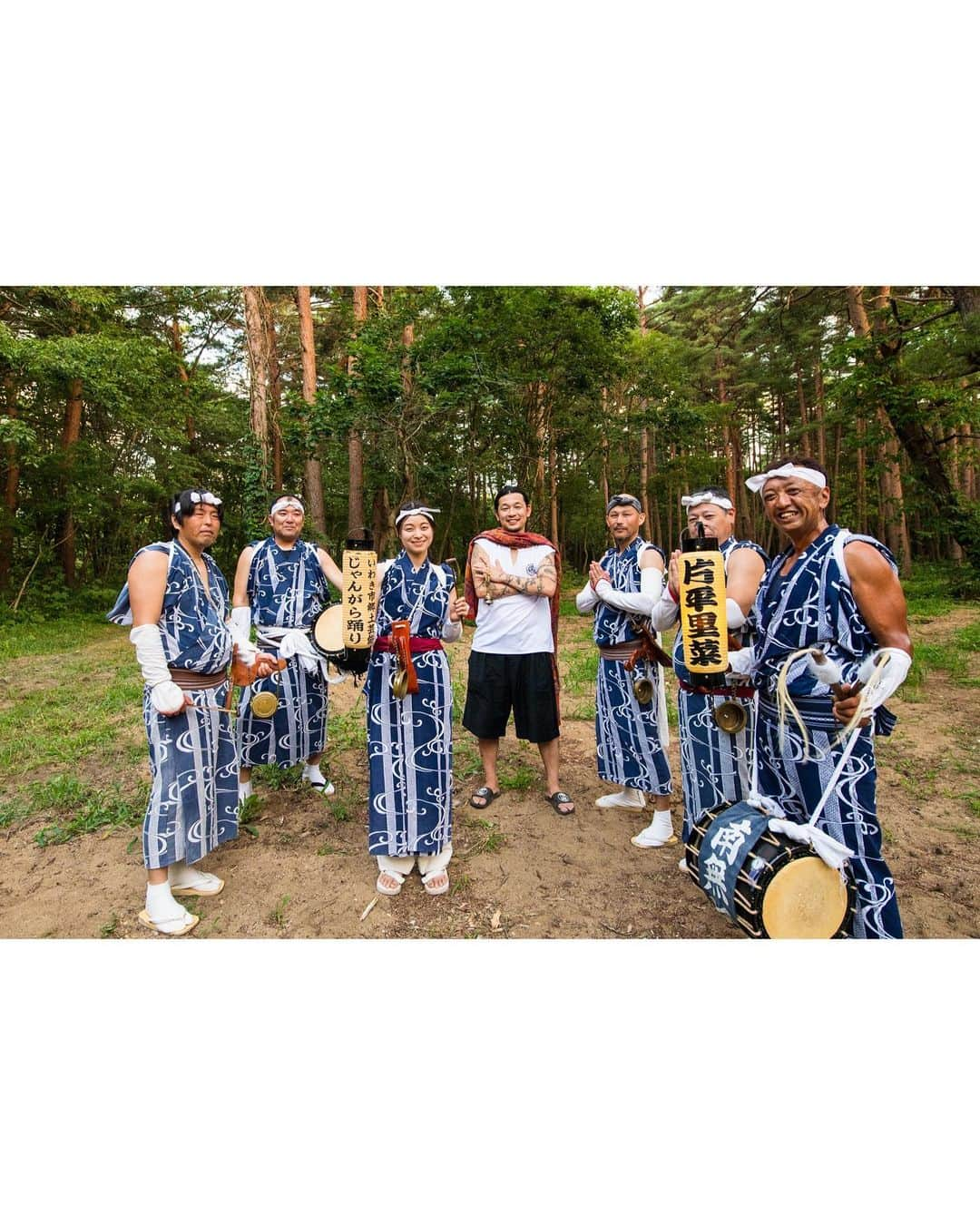 片平里菜さんのインスタグラム写真 - (片平里菜Instagram)「お盆🌿  Come Back Home 2023でもたくさんの想いを空に届けてくださったじゃんがらさん。  今頃いわきの新盆はじゃんがらの鉦と太鼓が歌と舞いとともに  8.6 広島　8.9 長崎　今に続く戦争 鎮魂の祈りをこめて  想いを馳せます🕊  みんな大切な時間を過ごせますように！  📷 by @ishii_maki」8月13日 12時11分 - katarina_81