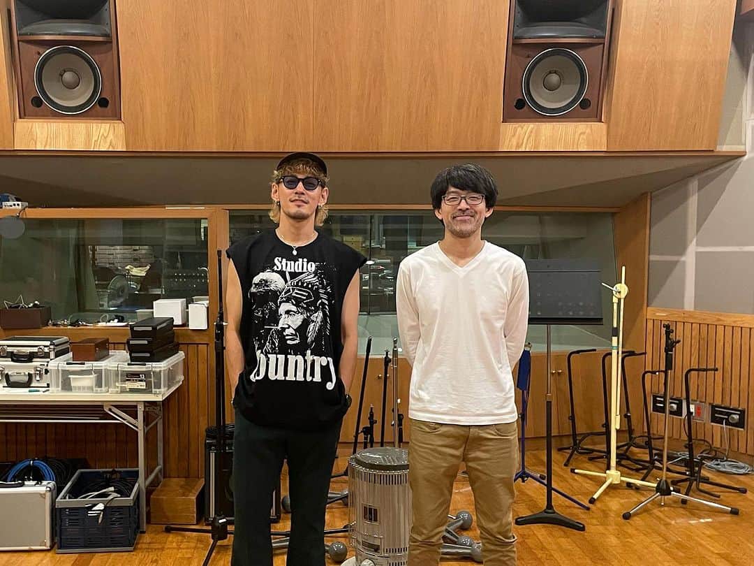 草川瞬のインスタグラム：「Recording camp 2days  某プロジェクト レコーディングをお手伝いさせて頂きました with エンジニア松尾さん @showastation   少しでも力になれていれば嬉しいです  帰りは山梨の伝家のほうとう食べて東京に帰還しました」