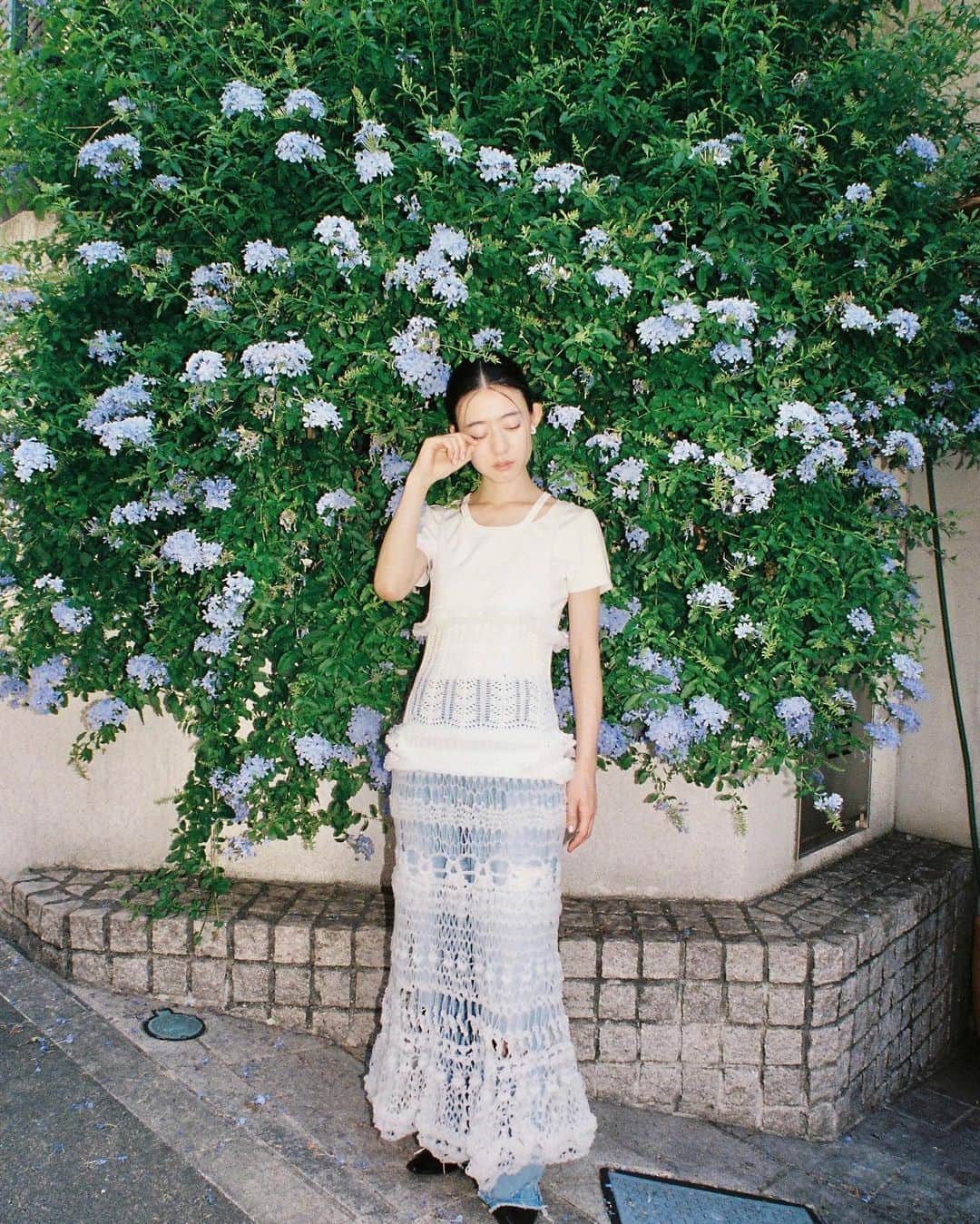 塩塚モエカのインスタグラム：「@house_mikiri_lady × @odakha_official   今日まで🌷  @marinko5589  @kikamkn」