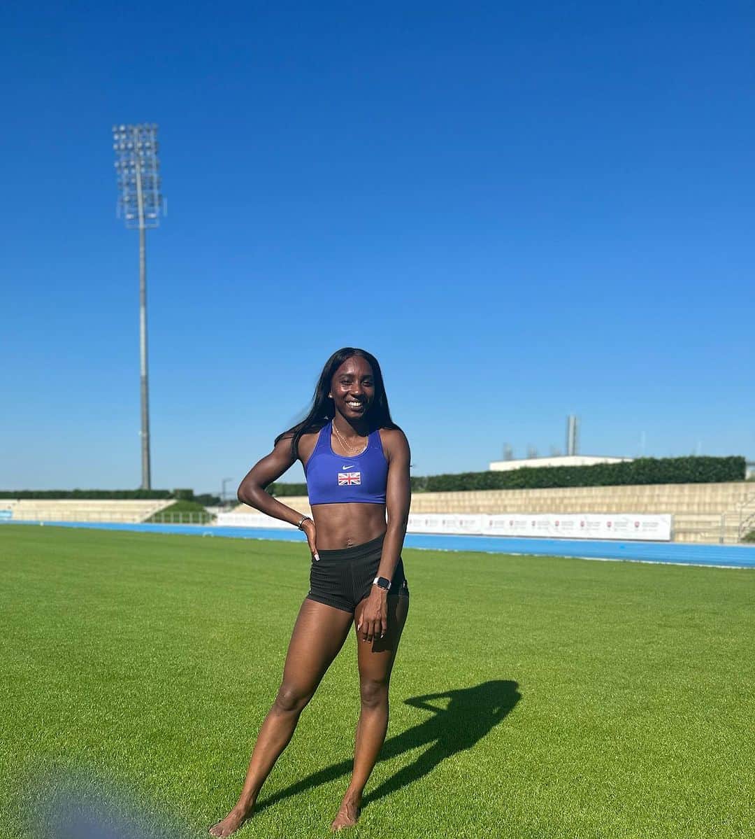 ビアンカ・ウィリアムズさんのインスタグラム写真 - (ビアンカ・ウィリアムズInstagram)「Training camp vibessssss  Not long until it’s showtime 💃🏾  #roadtobudapest #budapest #worldchampionships #thismumcan #rememberyourpurpose」8月14日 0時45分 - biancaawills