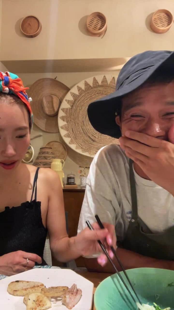 ビートないとーのインスタグラム：「妻とインスタライブだぜ！新しい帽子を紹介🤙✨」