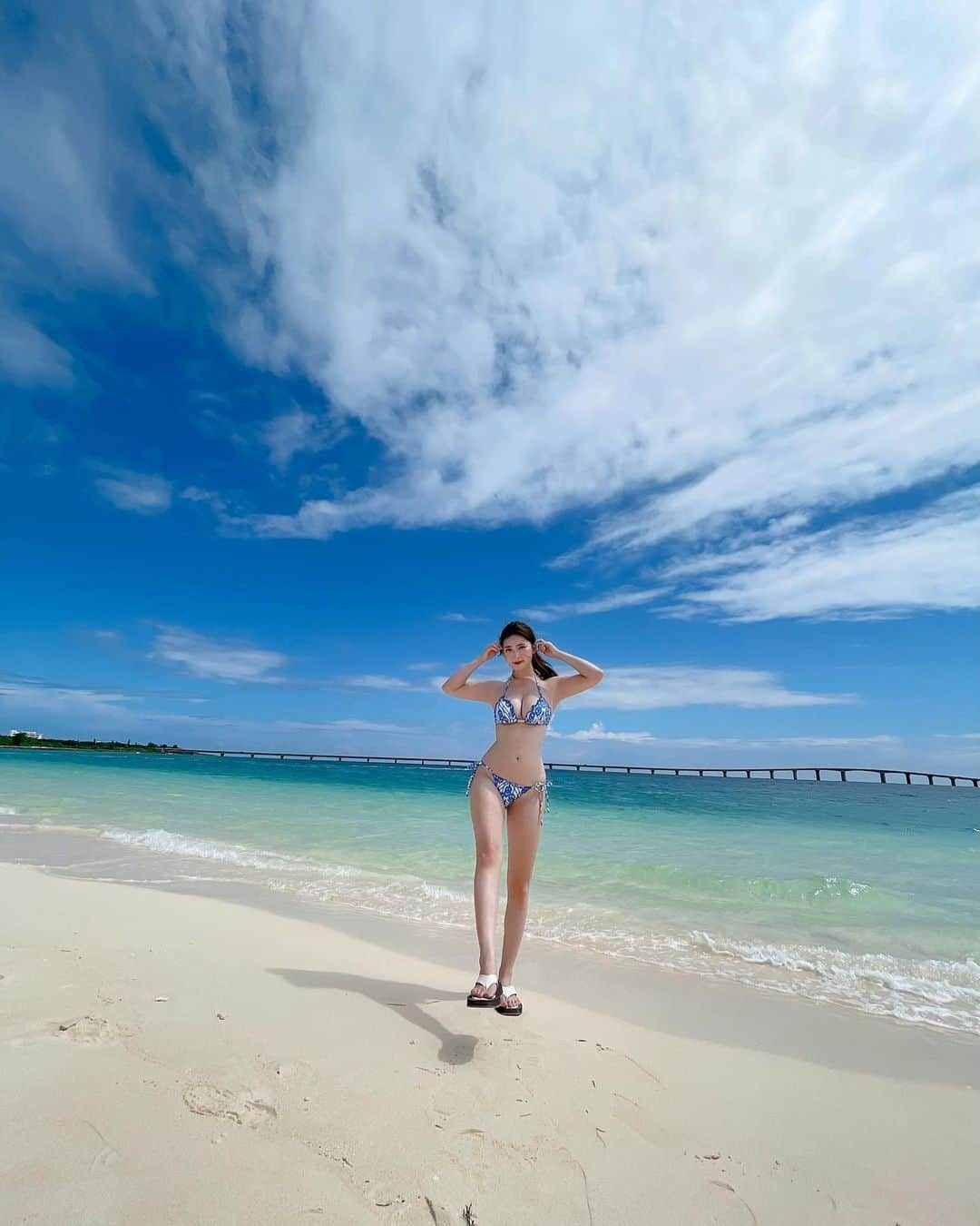 伊藤奈月さんのインスタグラム写真 - (伊藤奈月Instagram)「⁡ 夏っぽい写真⛱️」8月13日 23時34分 - naachan__