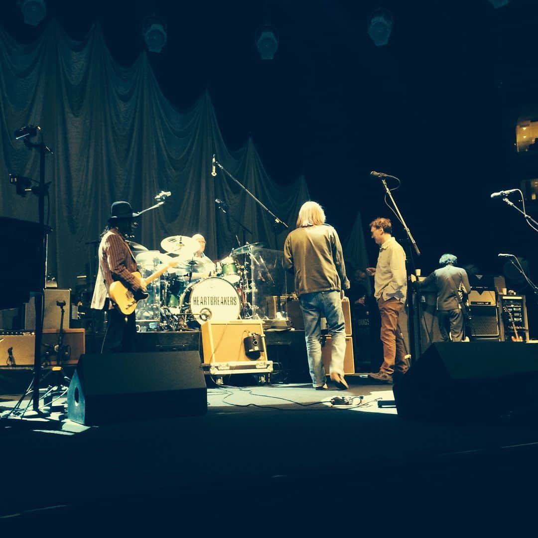 スティーヴ・ウィンウッドさんのインスタグラム写真 - (スティーヴ・ウィンウッドInstagram)「August, 2014: Steve joins Tom Petty and the Heartbreakers on the 28-city Hypnotic Eye tour.」8月14日 0時14分 - stevewinwood