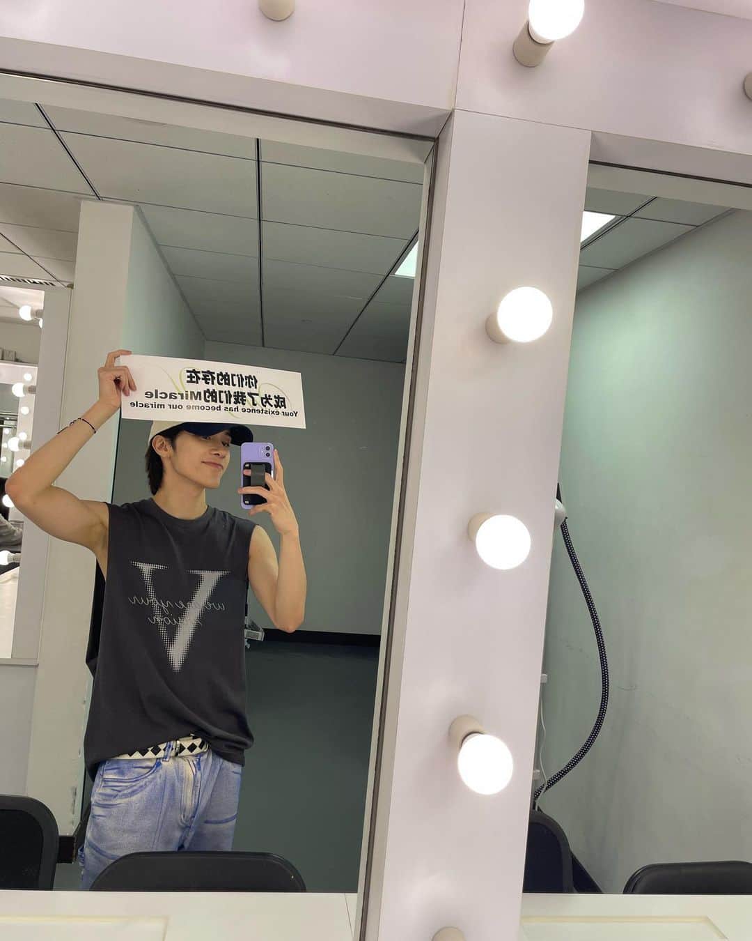 のインスタグラム：「i think we had a great time in Macau 8/12 8/13 we won’t forget about it 🥹hope everyone can stay safe and stay healthy 💚love u💚 (ps:Ten said he likes the 단체 사진so much so post it on Internetㅋㅋㅋㅋ)」