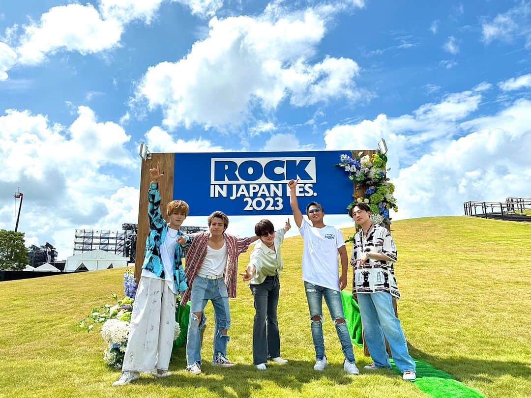 Da-iCEのインスタグラム：「ROCK IN JAPAN FESTIVAL 2023 初出演ありがとうございました！！  <setlist> #CITRUS DREAMIN' ON Clap and Clap Funky Jumping #ダンデライオン #ハイボールブギ #スターマイン Kartell  @jfes_official  #RIJF2023 #ロッキン #Da_iCE」