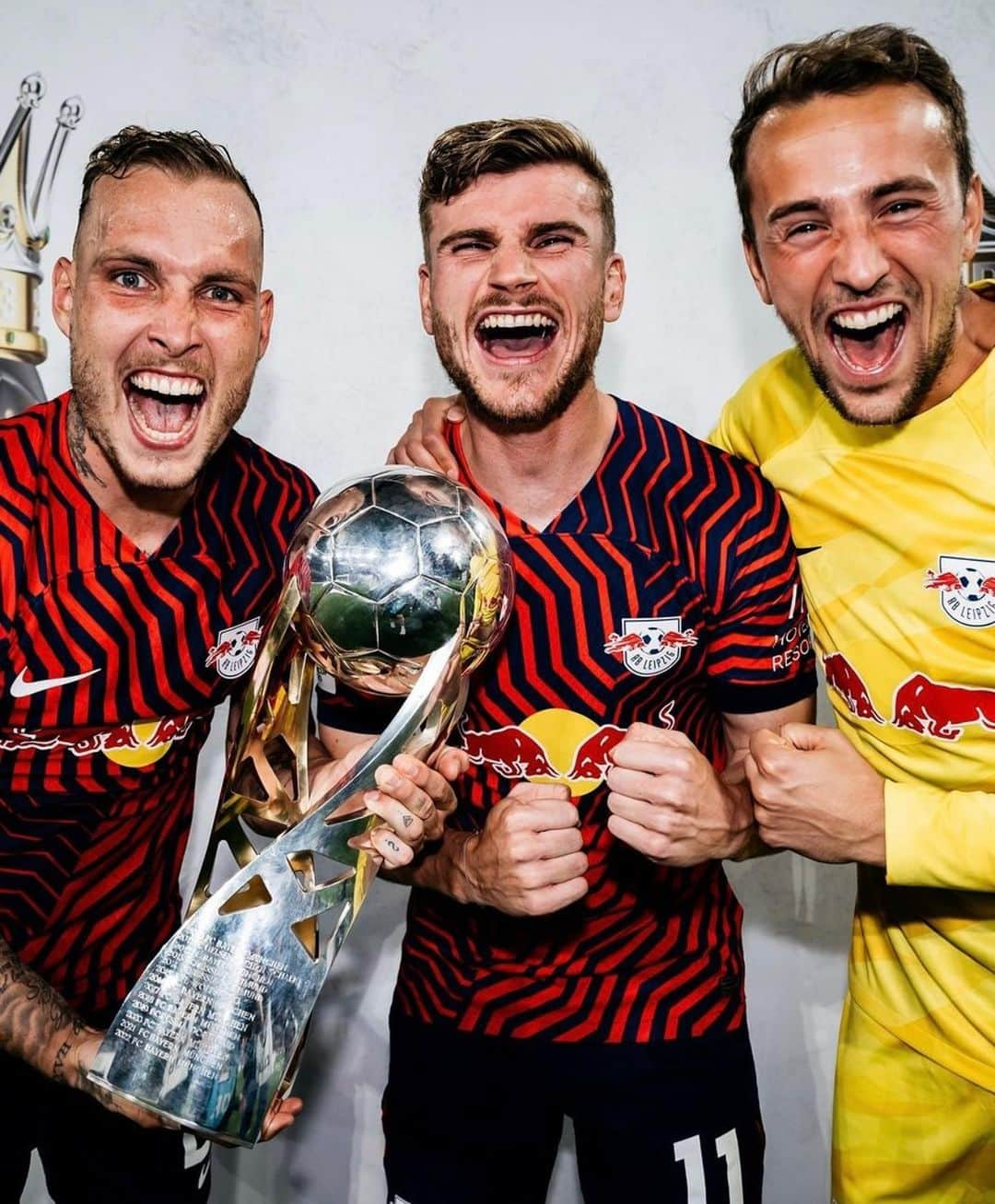 ティモ・ヴェルナーのインスタグラム：「Starting the season with a trophy 🤩🏆 great team performance @rbleipzig!!」