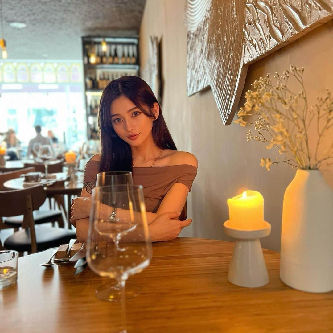 𝙼𝙰𝙰𝚈𝙰のインスタグラム：「オレンジで暖かくて優しくて美味しくていい時間だったよ🕯️」