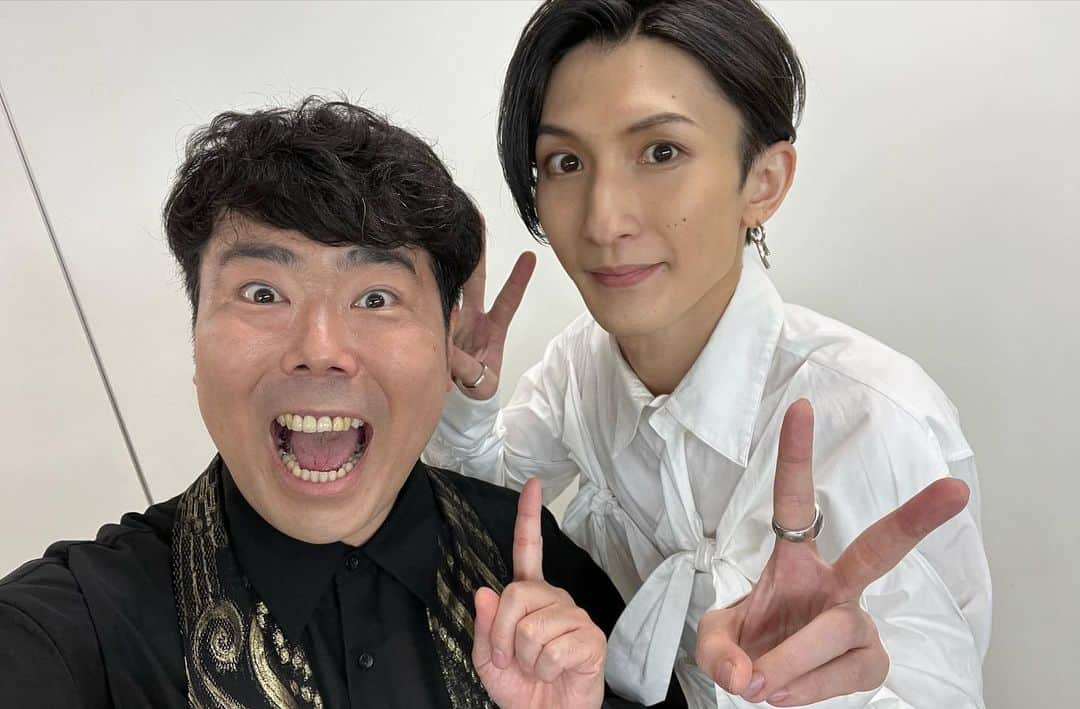 山口森広さんのインスタグラム写真 - (山口森広Instagram)「#リーディングドラマ  #ロミオとジュリエット  無事全ての公演が終わりました。 ロミジュリが日替わりなので、毎回初日のようでした。 キャストがかわれば、芝居も変わる。 刺激的で楽しかったです。 マリーさんの安心感。 小宮山さんのドラム演奏に助けられました。  #村井良大 #熊谷彩春 #小西詠斗 #佐藤日向 #梅津瑞樹 #堀内まり菜 #大西桃香 #山口森広 #町田マリー #小宮山千里」8月13日 17時10分 - shigehiroyamaguchi