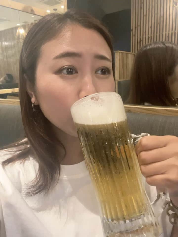 森詩織のインスタグラム：「夏はやっぱりビールだよね🍺❤️ #ビール #beer #一杯目はビール #安定 #美味しい #生ビール #餃子 #焼肉 #もんじゃ #なんでも合う #この日は暑かった #夏 #熱中症」