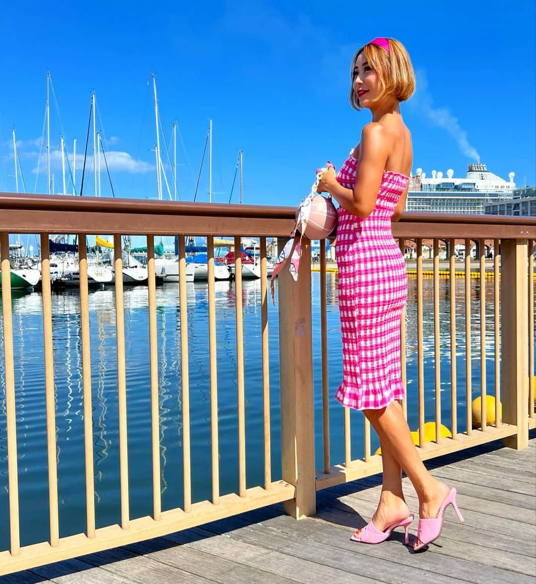 mizuのインスタグラム：「豪華客船でシドニーにきてる🚢 バービーです🎀風  記憶が正しければ シドニードリームプラザ だったかな🤣  #シミズドリームプラザ  って2枚目の こんなリアがたくましい バービーは嫌だ🤣  #Barbie #barbiestyle」