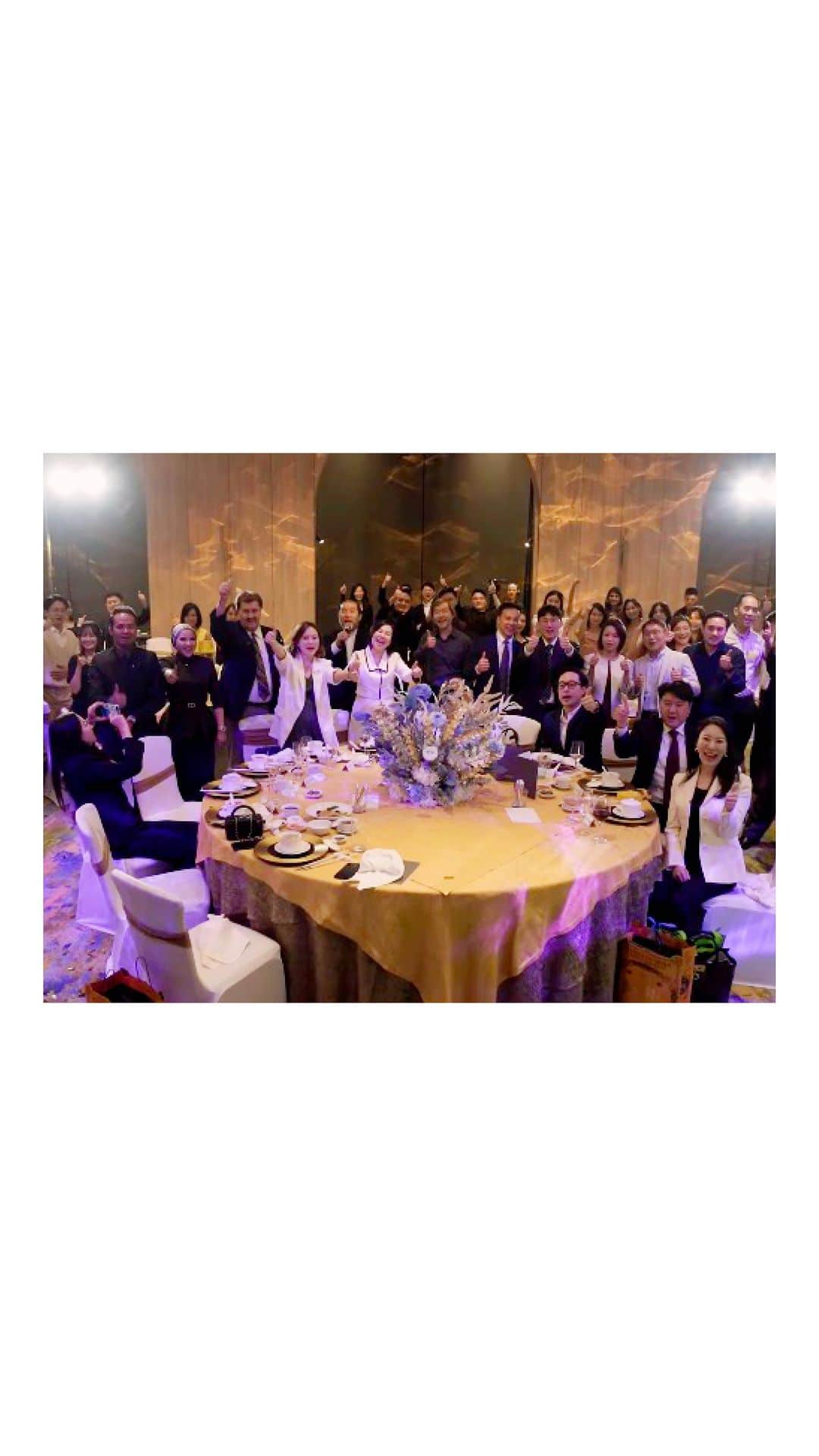 西川礼華のインスタグラム：「#Repost @elogioasia with @use.repost ・・・ The Sylfirm X Gala'23 on 12th July was an unforgettable night as Elogio celebrated 20 years in the industry. Attendees made it a night to remember and we are grateful for everyone’s unwavering support. We are excited to continue our journey together with you, shaping a brighter future ahead.  #Elogio #ElogioAsia #ElogioEducates #ElogioEducatesAPAC #ElogioxSylfirmX #SylfirmXGala23」