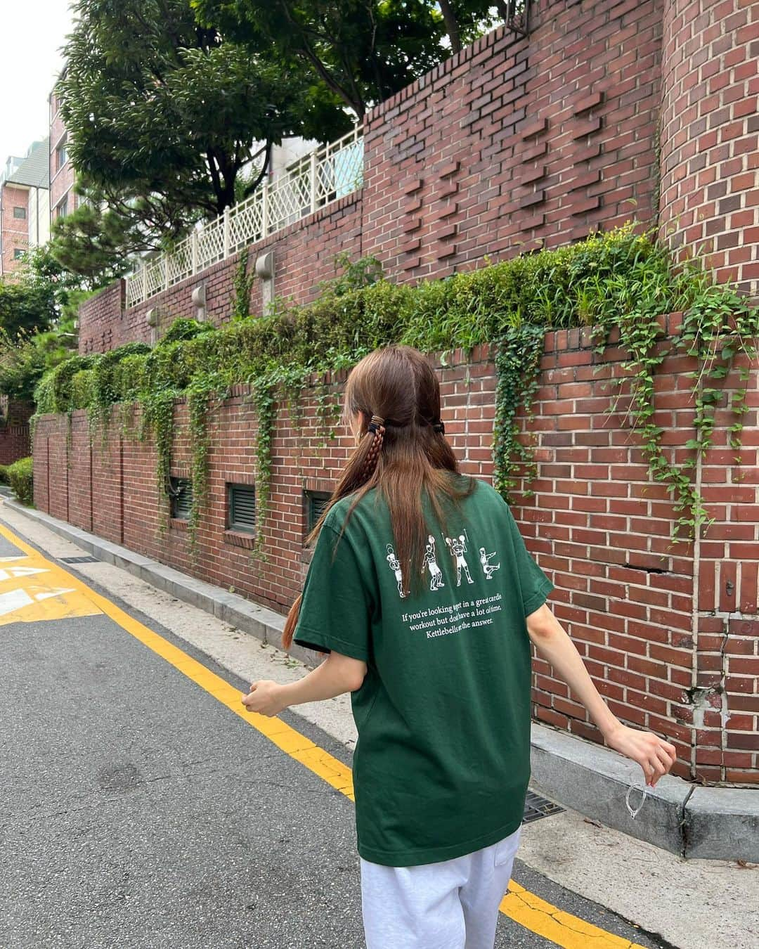 ソヒョンさんのインスタグラム写真 - (ソヒョンInstagram)「🥎🏸💚」8月13日 18時21分 - seojuhyun_s