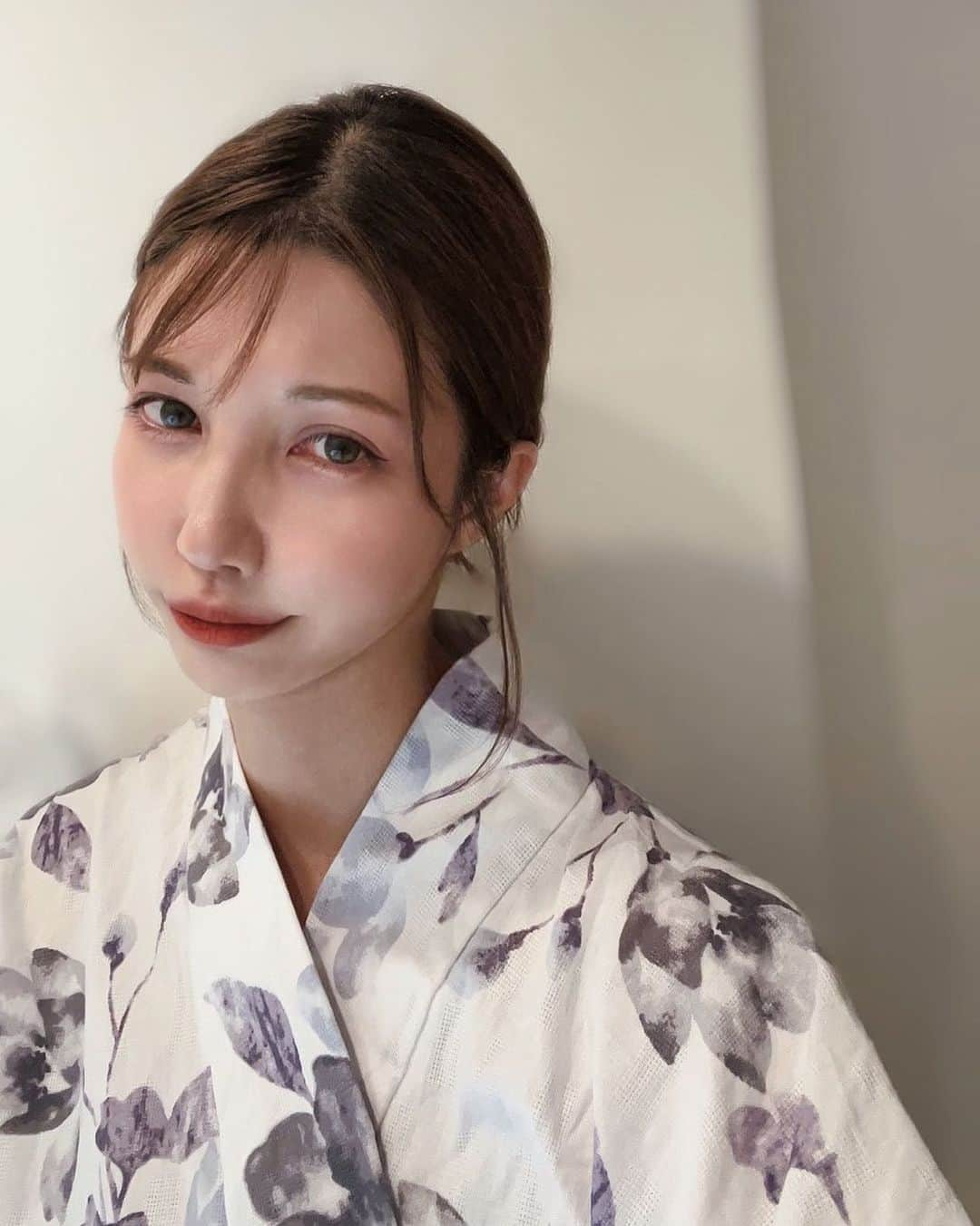 植田せりなさんのインスタグラム写真 - (植田せりなInstagram)「今年初浴衣👘 帰って撮ったから前髪がもう崩れてる🥹笑 花火大会楽しかった🎆🫶」8月13日 18時42分 - serina_ueda