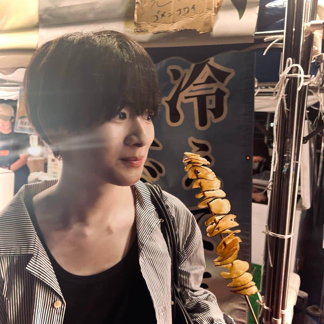 六花清春のインスタグラム：「夏ですね〜🍟」