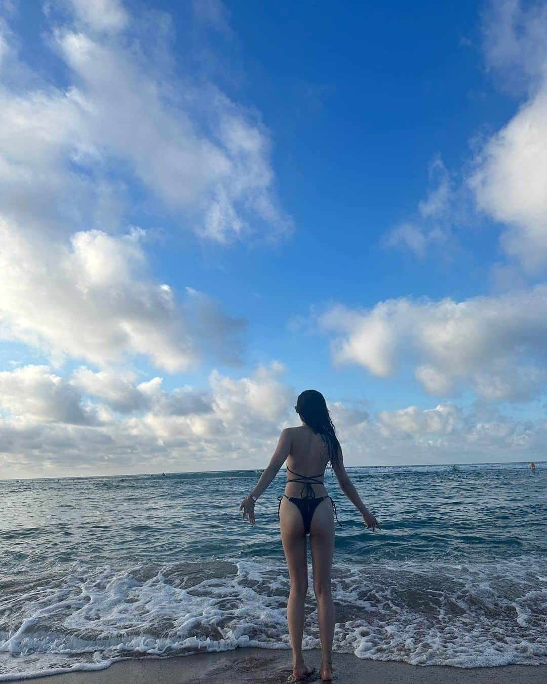 原田美優さんのインスタグラム写真 - (原田美優Instagram)「. 夕方の海だいすきーーー」8月13日 19時01分 - harada.myu