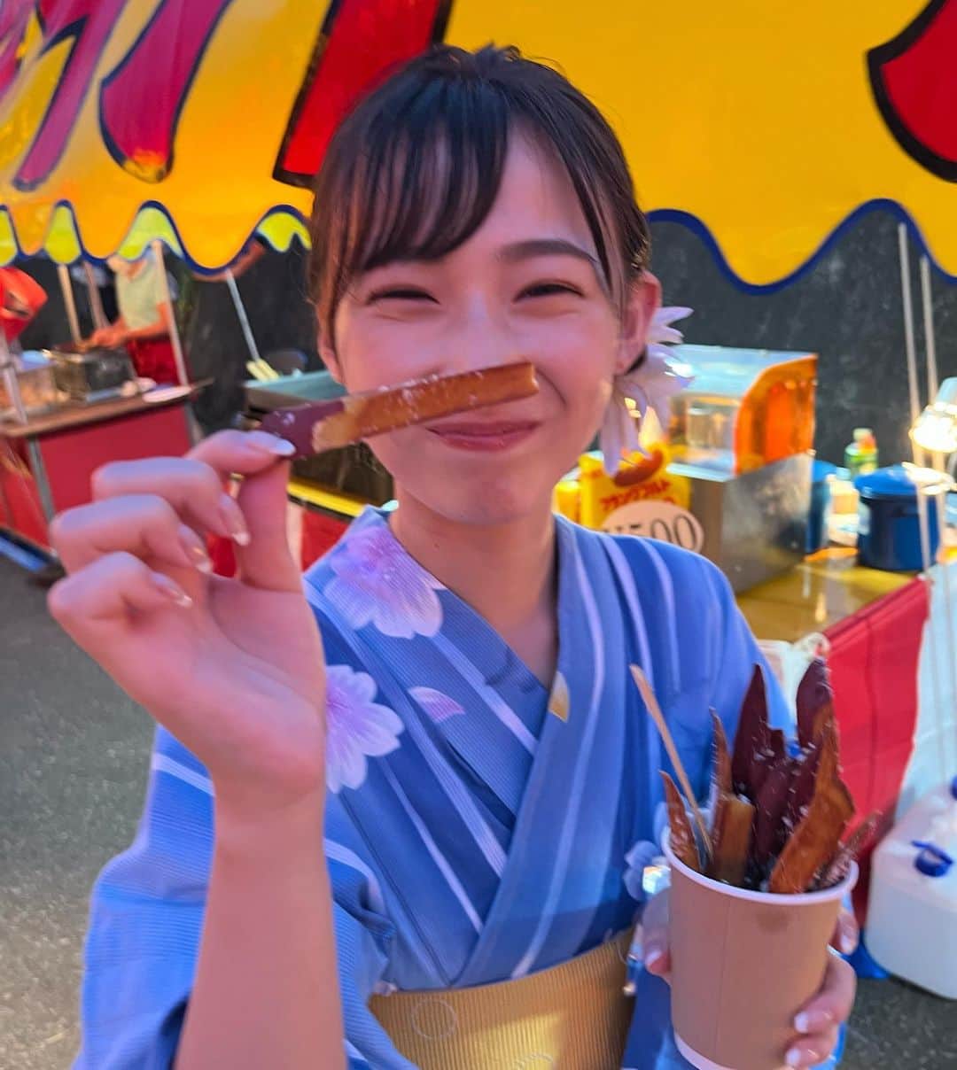 のインスタグラム：「・ CM撮影の時のオフショット！ 屋台で沢山食べた🫶  #googlepixel  #夏祭り  #浴衣」