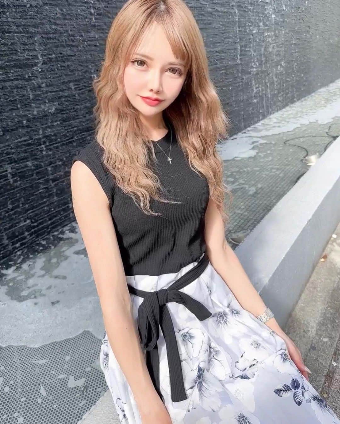 のインスタグラム：「‪‪❤︎‬ 1枚で着れちゃうワンピ優秀😍👏  動画もあるからスワイプしてね▸▸▸  @sheinofficial ‪‪ @dazy_fashion   ⋆☽クーポンコード LOVEDAZY251  ⋆☽商品検索 ワンピース▸▸▸16280016 ￥2,631  "𝑁𝑂𝑇 𝐽𝑈𝑆𝑇 𝐴𝑁𝑌 𝐺𝐼𝑅𝐿"  お買い上げ1〜5,999円までは15%OFF、 6,000円以上は20%OFFで適用。  #SHEIN  #SHEIN購入品  #SHEINコーデ  #153cmコーデ  #低身長コーデ  #SHEINDazy #ootd #Dazy  #SHEINforAll  #SHEINpartner」
