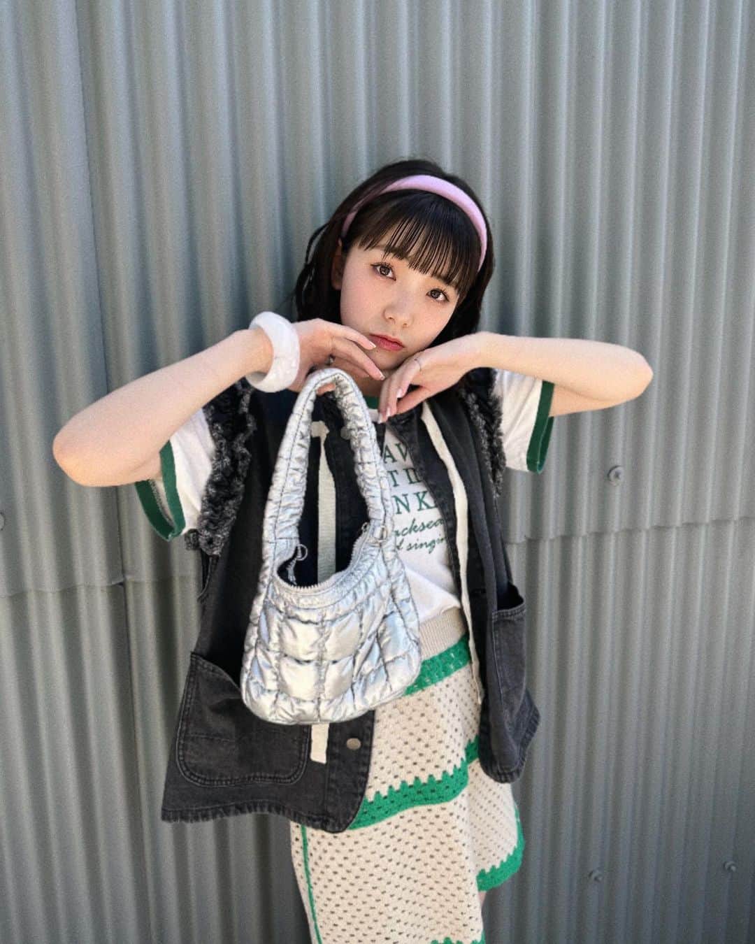 桜井えまさんのインスタグラム写真 - (桜井えまInstagram)「☺︎  最近は旅行に行きたい欲が凄いのです。✈️  どこに行きたい???   #fashion #海外ガーリー  #purple   #ボブ  #style  #fyp  #旅行  #京都 とかいいなぁ。。💭」8月13日 19時51分 - emma_sakurai_official