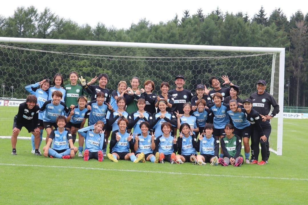 中島依美のインスタグラム：「⚽️北海道キャンプ⚽️ 網走・北見合宿が終了しました。 たくさんの方々にサポートして頂き 素晴らしい環境の中で トレーニングできました⭐️ 今回このキャンプにご尽力して頂いた 皆様ありがとうございました。  ８月２６日から始まるカップ戦にむけて 良い準備して頑張ります！！ 応援よろしくお願いします🙇‍♀️  #マイナビ仙台レディース #weリーグカップ #網走 #北見 #網走南ヶ丘高校 #北見北斗高校 #みんなありがとう #感謝 #サッカー教室 #子供達可愛い #網走監獄 #ちゃっかり #自転車で #すごかった」