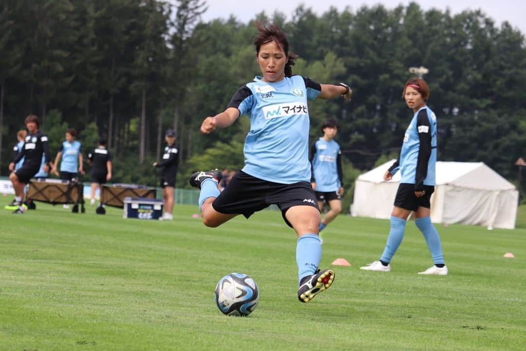 中島依美さんのインスタグラム写真 - (中島依美Instagram)「⚽️北海道キャンプ⚽️ 網走・北見合宿が終了しました。 たくさんの方々にサポートして頂き 素晴らしい環境の中で トレーニングできました⭐️ 今回このキャンプにご尽力して頂いた 皆様ありがとうございました。  ８月２６日から始まるカップ戦にむけて 良い準備して頑張ります！！ 応援よろしくお願いします🙇‍♀️  #マイナビ仙台レディース #weリーグカップ #網走 #北見 #網走南ヶ丘高校 #北見北斗高校 #みんなありがとう #感謝 #サッカー教室 #子供達可愛い #網走監獄 #ちゃっかり #自転車で #すごかった」8月13日 19時54分 - eminakajima.7