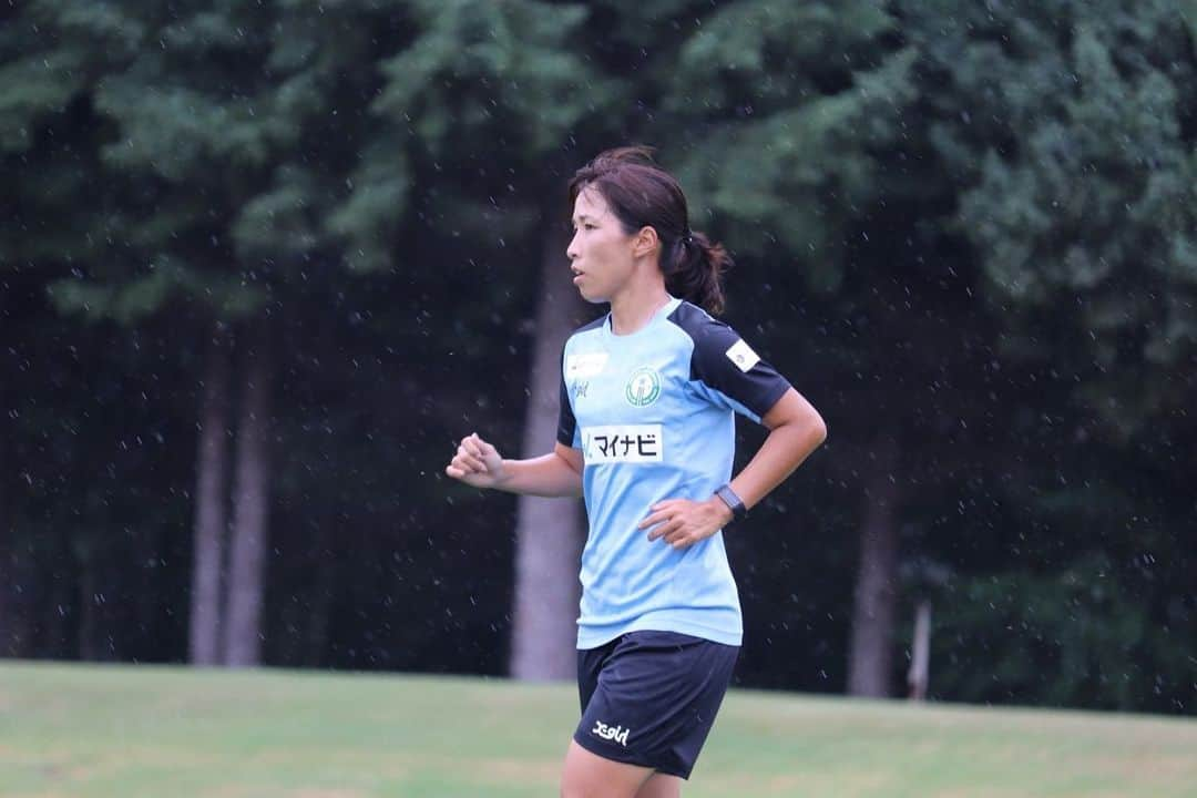 中島依美さんのインスタグラム写真 - (中島依美Instagram)「⚽️北海道キャンプ⚽️ 網走・北見合宿が終了しました。 たくさんの方々にサポートして頂き 素晴らしい環境の中で トレーニングできました⭐️ 今回このキャンプにご尽力して頂いた 皆様ありがとうございました。  ８月２６日から始まるカップ戦にむけて 良い準備して頑張ります！！ 応援よろしくお願いします🙇‍♀️  #マイナビ仙台レディース #weリーグカップ #網走 #北見 #網走南ヶ丘高校 #北見北斗高校 #みんなありがとう #感謝 #サッカー教室 #子供達可愛い #網走監獄 #ちゃっかり #自転車で #すごかった」8月13日 19時54分 - eminakajima.7