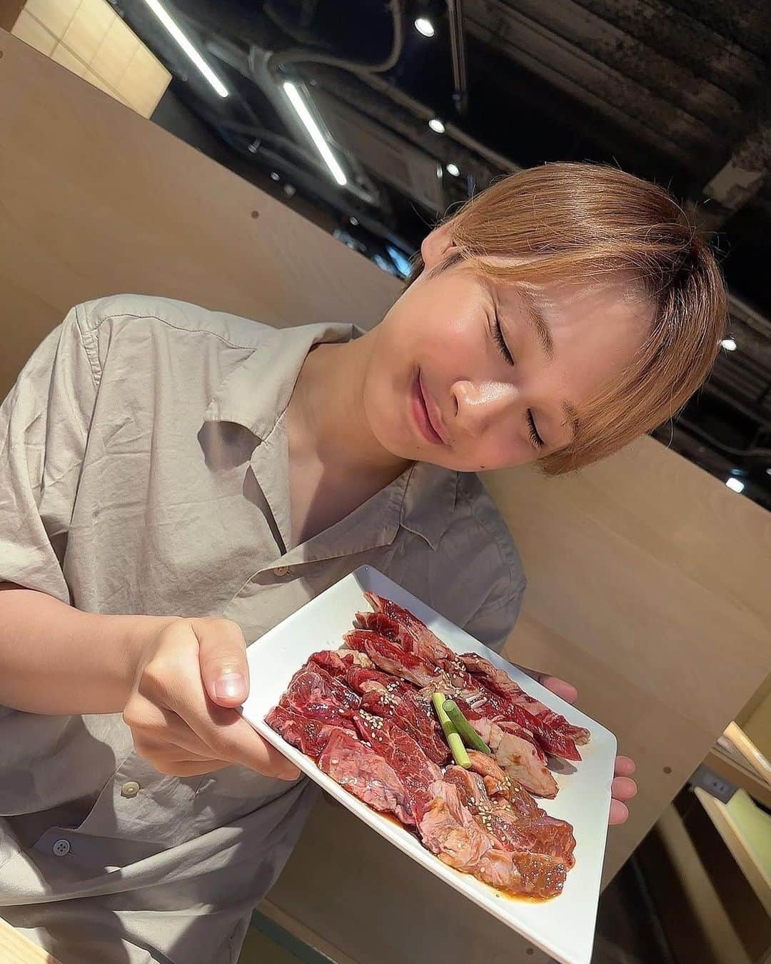 DAIKIさんのインスタグラム写真 - (DAIKIInstagram)「大阪の焼肉はここしかない！❤️  お肉めちゃくちゃおいしいよお❤️  PR @chayamachi_yakiniku_rokko #焼肉六甲 #焼肉六甲梅田茶屋町店 #梅田焼肉 #梅田茶屋町 #梅田グルメ #梅田茶屋町グルメ #壺漬けカルビ」8月13日 20時08分 - clustar_daiki