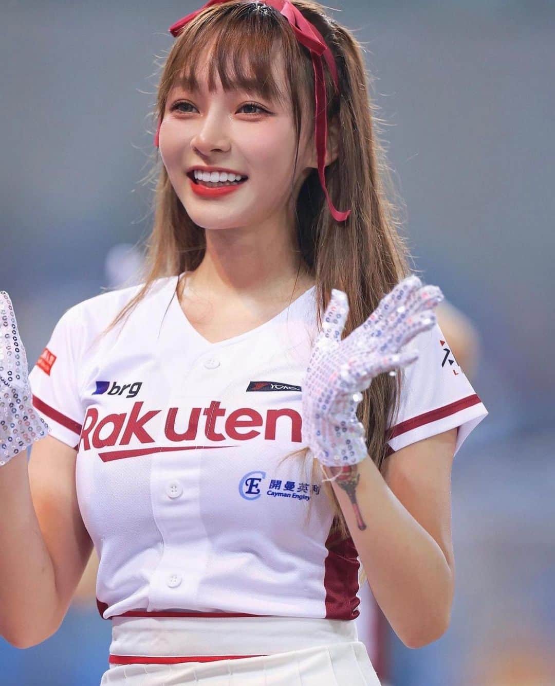 星來のインスタグラム：「爆美女 降臨。 圧倒的に無双してる..... #女優 #美女 #美しい #楽天 #いいね返し #インスタ映え #instalike #instagood #f4f #l4l #likesforlike #likeforfollow #いいねした人全員フォローする #お洒落さんと繋がりたい #美男美女と繋がりたい」