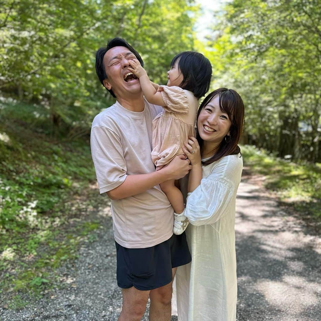鈴木美穂さんのインスタグラム写真 - (鈴木美穂Instagram)「今年も山中湖で富士山と自然と家族との時間を満喫してきました！  今月1歳半の娘も大はしゃぎ。 やっぱり自然はいいなと再認識する今日この頃です。  この夏まで12年間京都と山中湖の二拠点居住をしているお義母さん。 私たち家族が山中湖に通うきっかけを作ってくれて、感謝しています。」8月13日 20時52分 - mihosuzuki_hamamatsu