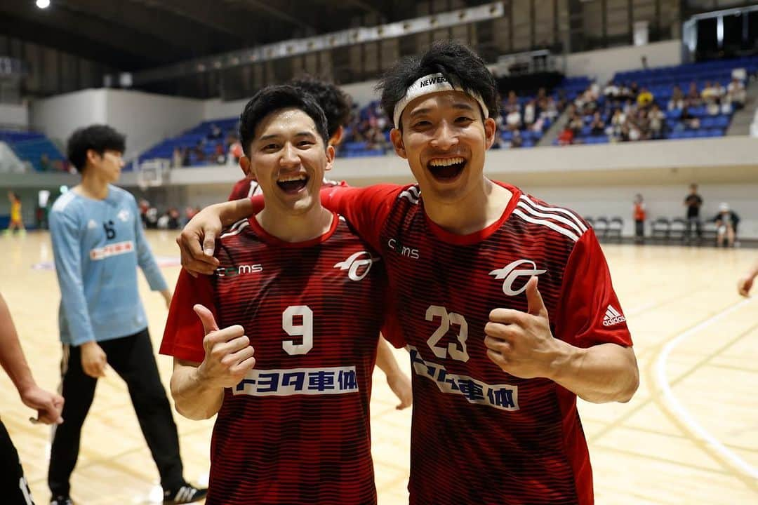 杉岡尚樹さんのインスタグラム写真 - (杉岡尚樹Instagram)「立川セントラルゲームズ🔚 開幕7連勝🕺🔴⚫️ @toyota_auto_body_bravekings  📸: @tagucci42 ⁡ #jhl #トヨタ車体 #bravekings #handball #ハンドボール #mizuno」8月13日 20時47分 - naokisugioka