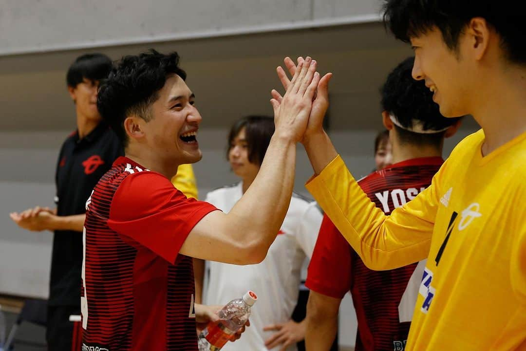 杉岡尚樹さんのインスタグラム写真 - (杉岡尚樹Instagram)「立川セントラルゲームズ🔚 開幕7連勝🕺🔴⚫️ @toyota_auto_body_bravekings  📸: @tagucci42 ⁡ #jhl #トヨタ車体 #bravekings #handball #ハンドボール #mizuno」8月13日 20時47分 - naokisugioka