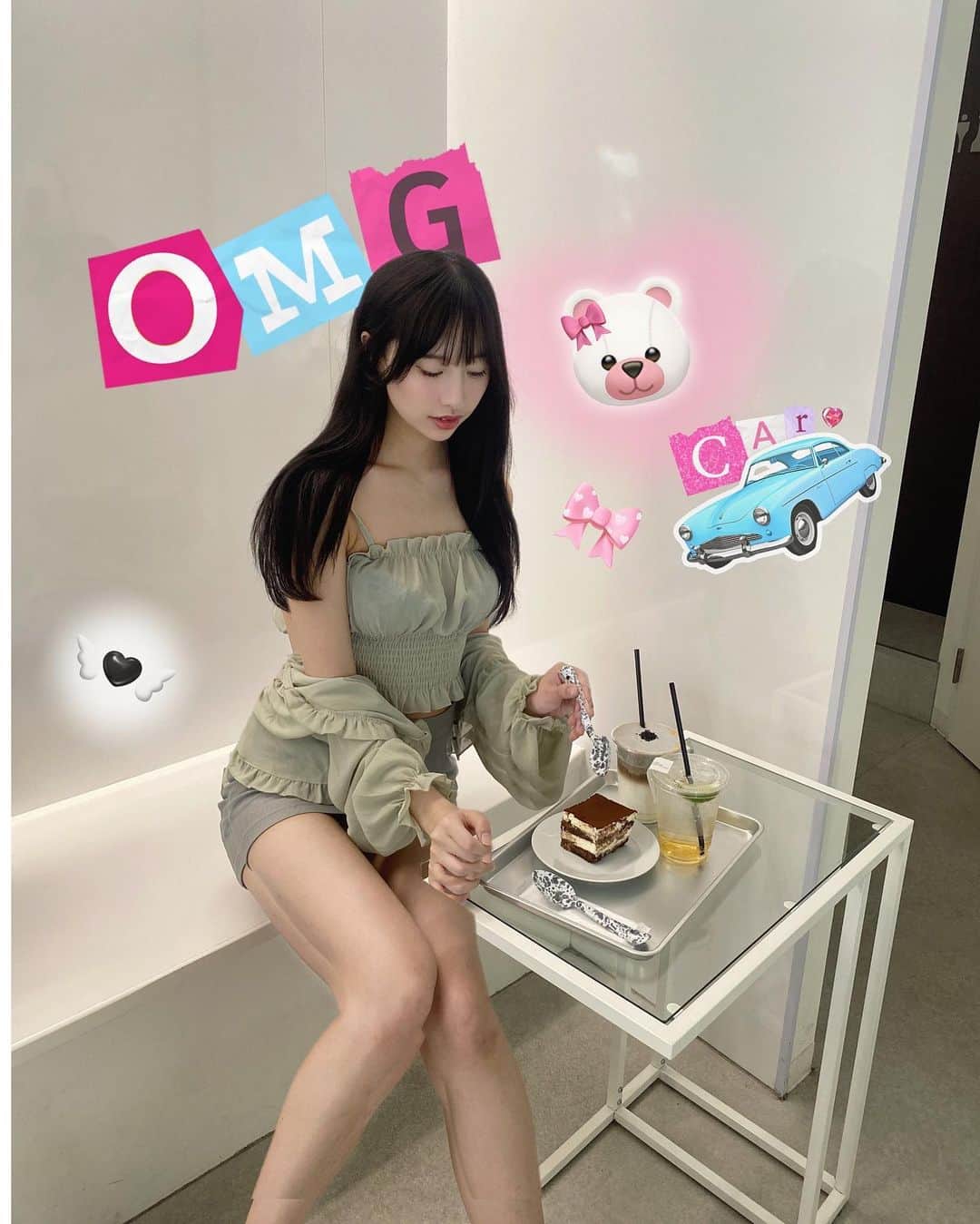 藤川らるむのインスタグラム：「ここのカフェかわいかった🧠」