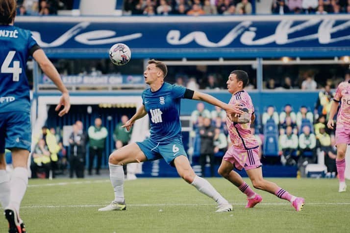 クリスティアン・ビエリクのインスタグラム：「What a game! Important first home win. Can’t wait for the next one. Hands down bluenoses! What an atmosphere! I hope you all enjoyed it🔥💙」