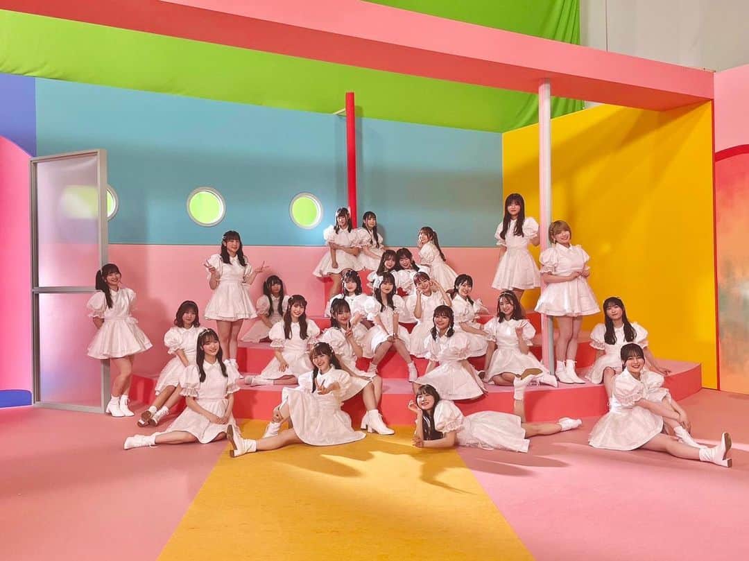 三村妃乃のインスタグラム：「🎀👑🤍  NGT48 9th シングル「あのさ、いや別に…」 MVはご覧いただけましたか？💭💗  りかさんの世界が詰まってます！！ 可愛くて感動もできる最高のMVです🫶🏻  #NGT48  #あのさいや別に #あのべつ」