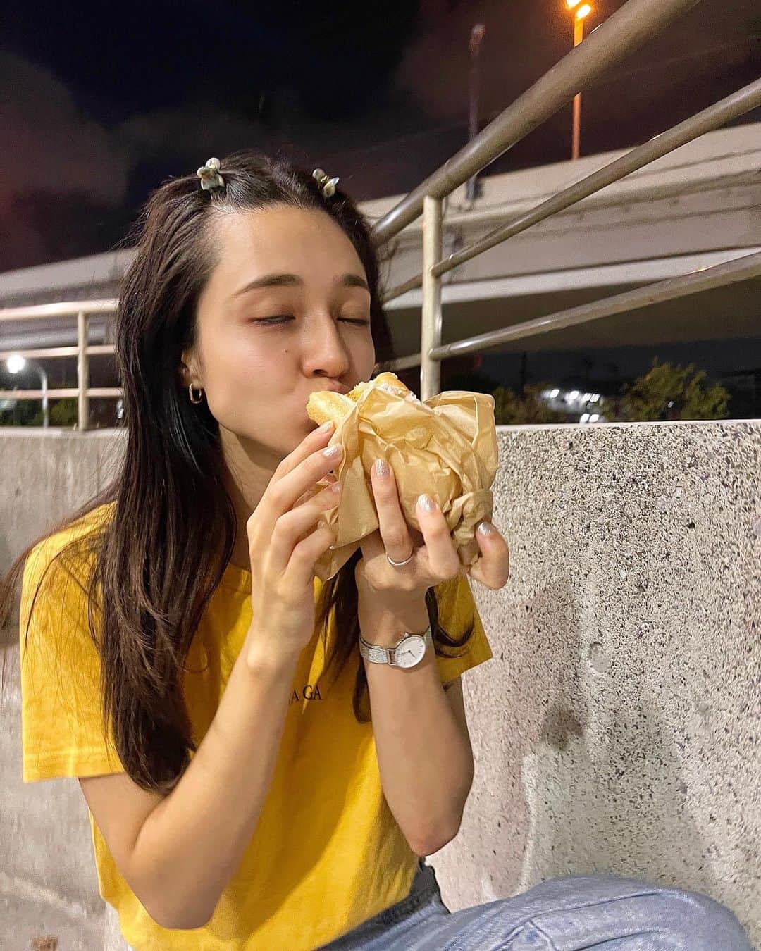 想乃さんのインスタグラム写真 - (想乃Instagram)「食べてるときなんてこんなもん🤡🌭🥤」8月13日 21時16分 - sonoduly