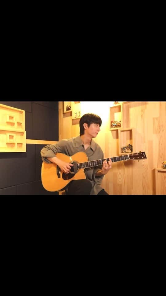 チョン・ソンハのインスタグラム：「Betelgeuse - Yuuri  #sunghajung #cover #fingerstyle #guitar #yuuri #betelgeuse」