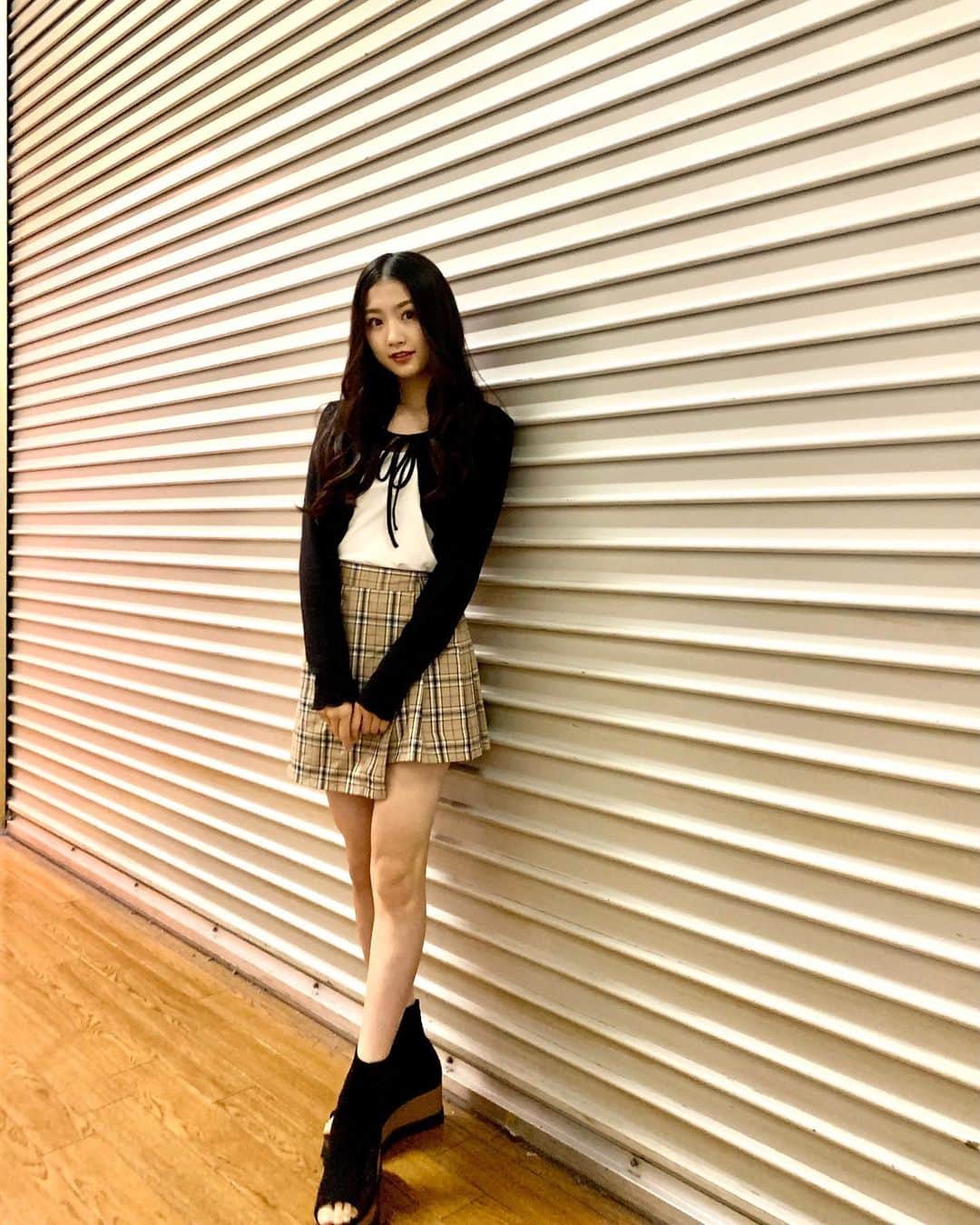 塩月希依音のインスタグラム：「。・゜・  #code#コーデ#fashion #ファッション#fyp #jk#ljk #05#05년생 #05line」