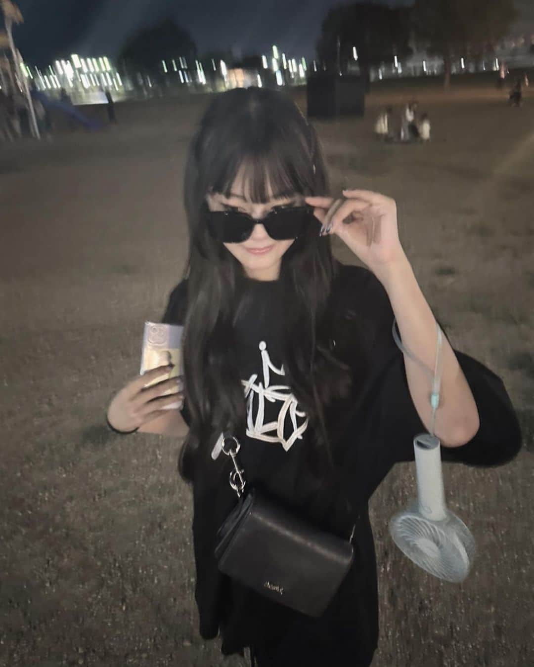 平松想乃のインスタグラム：「夏の夜はいいねー ・ ・ ・ ・ ・ #fyp  #fypシ  #06  #ootd」