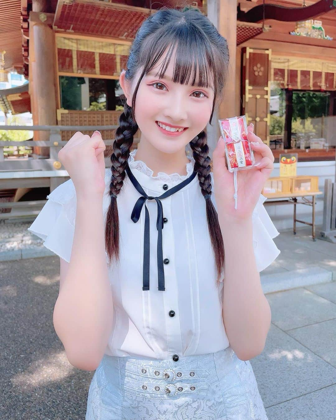 工藤咲姫さんのインスタグラム写真 - (工藤咲姫Instagram)「お姉ちゃんの合格祈願⛩️💮   #神社  #湯島天神  #学問の神様  #菅原道真 #大学受験  #合格祈願  #fjk  #工藤咲姫」8月13日 21時39分 - saki_kudo_0710