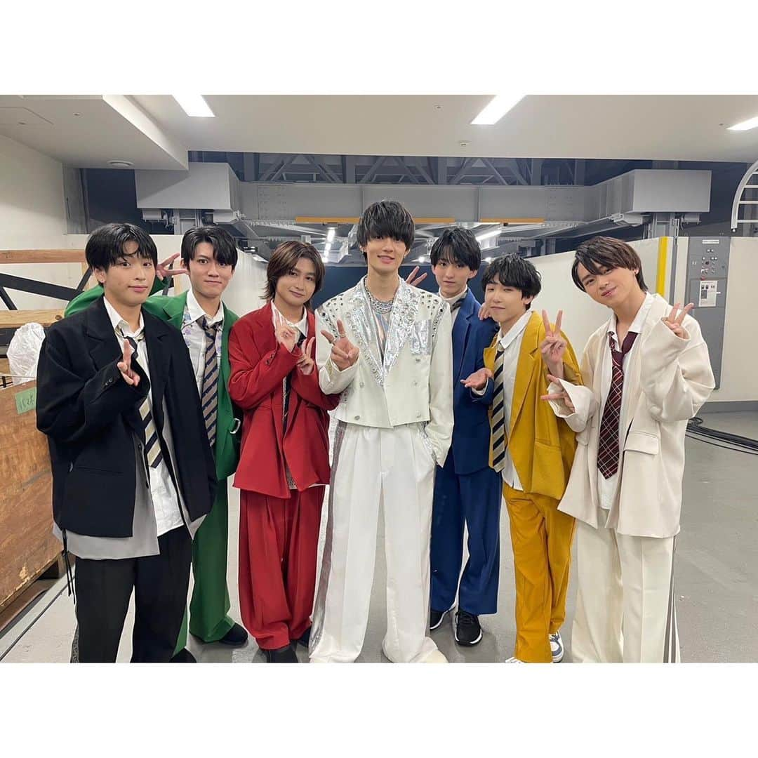 佐野勇斗さんのインスタグラム写真 - (佐野勇斗Instagram)「.  EBiDAN THE LIVE 2023  楽しかったー!!  ほぼ全員と写真撮ってもらったよ  いぇーーい  EBiDANメンバーのみんな、ファンの皆さん、ありがとうございました！  #EBiDAN #超特急 さん #SUPERDRAGON #さくらしめじ #ONENONLY #原因は自分にある。 #BUDDiiS #ICEx #Lienel #STAM #STAM、お疲れ様 #MILK」8月13日 21時48分 - sanohayato_milk