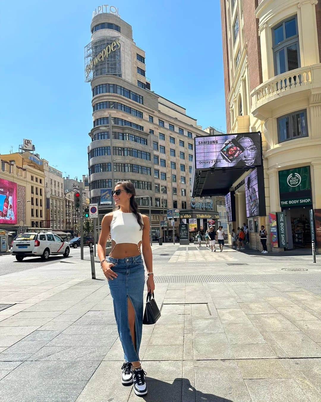キャロリーナ・マリンのインスタグラム：「Last weekend in Spain before the World Championships ✨💫」