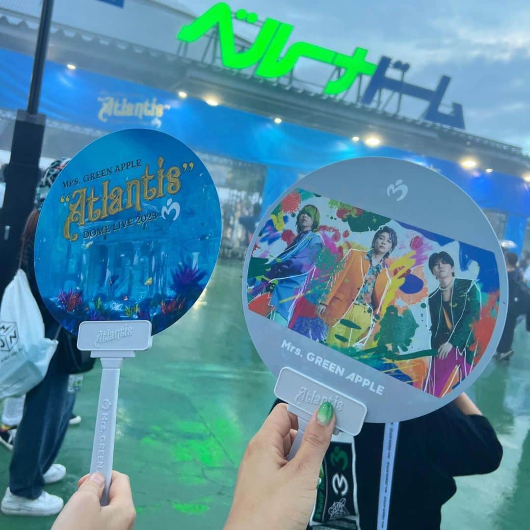 大家志津香のインスタグラム：「ATLANTIS🏰🧜‍♀️🫧🍏  #MrsGREENAPPLE」