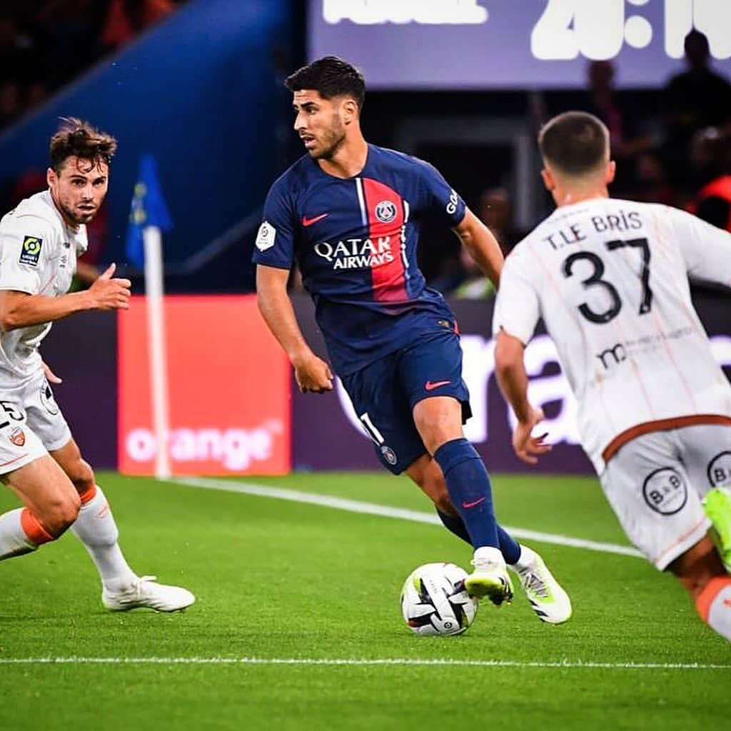 マルコ・アセンシオさんのインスタグラム写真 - (マルコ・アセンシオInstagram)「First match of the season 🔴🔵 Keep working! 💪🏽 @psg #AllezParis」8月13日 22時36分 - marcoasensio10