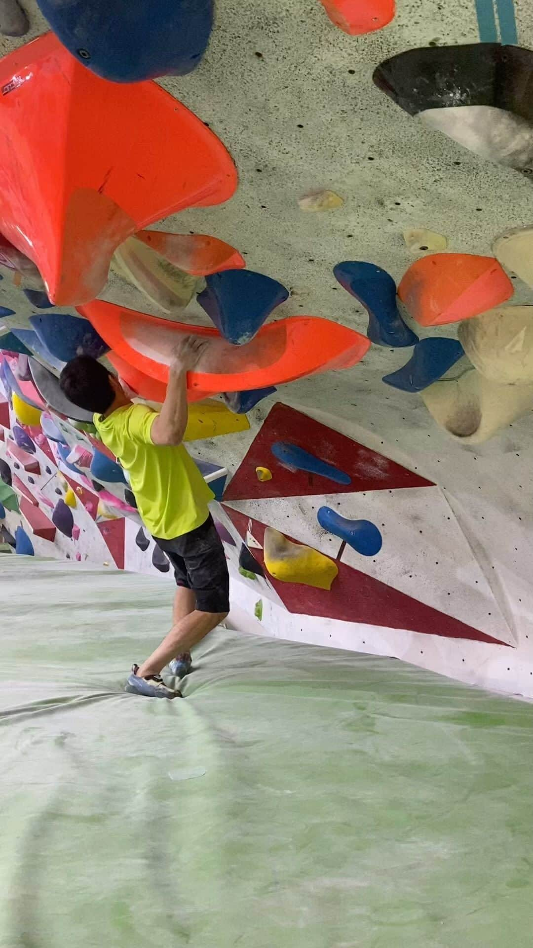 杉本怜のインスタグラム：「Good session @bpumptokyo  video by @leochiba   #mammut #lasportiva #東京粉末 #グラビスアーキテクツ @mammut_japan @lasportivajp @tokyopowder」