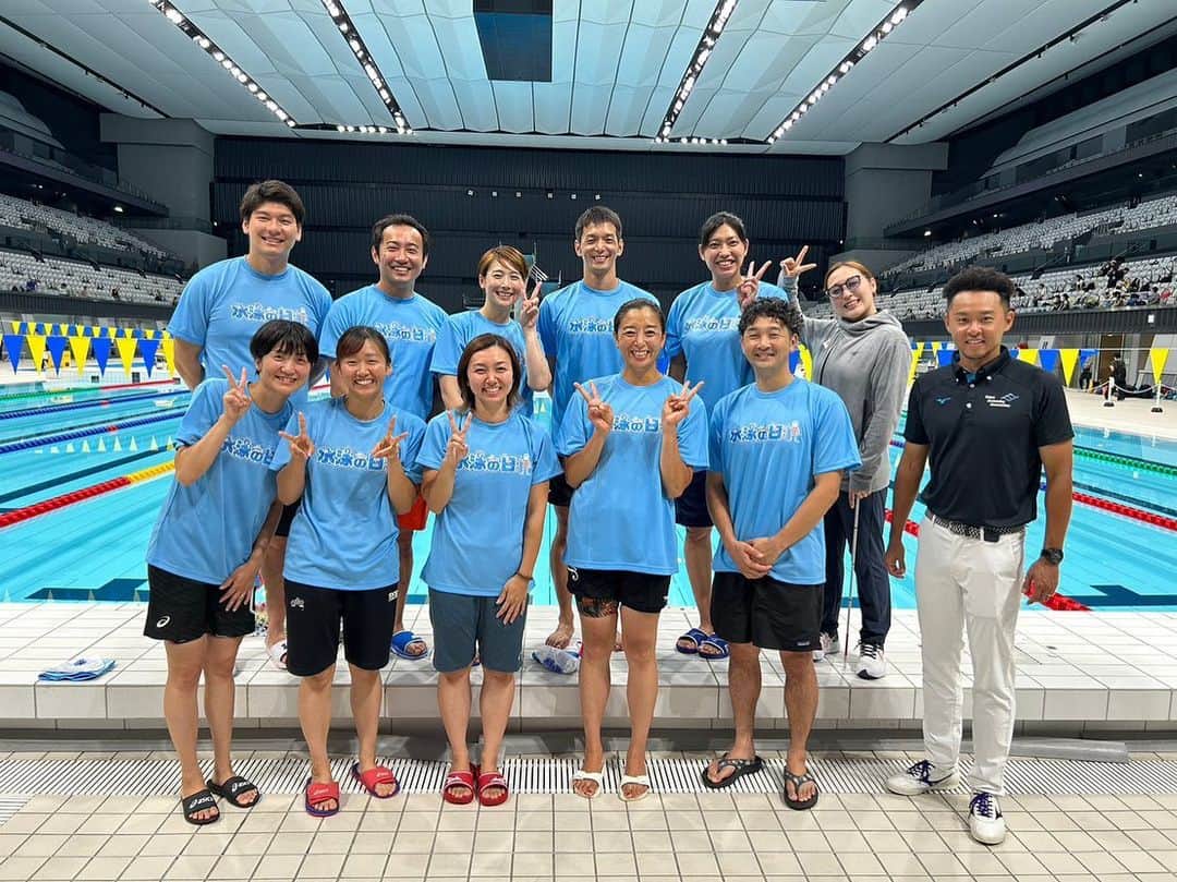 岸田真幸のインスタグラム：「「水泳の日」2023〜TOKYO〜🏊‍♂️  オリンピアンの一員として参加してきました！ 今年はバタフライを担当させてもらいました！ すごく楽しかったです！  また来年お会いしましょう👋  #水泳の日　#水泳　#競泳 #オリンピアン　#岸田真幸」