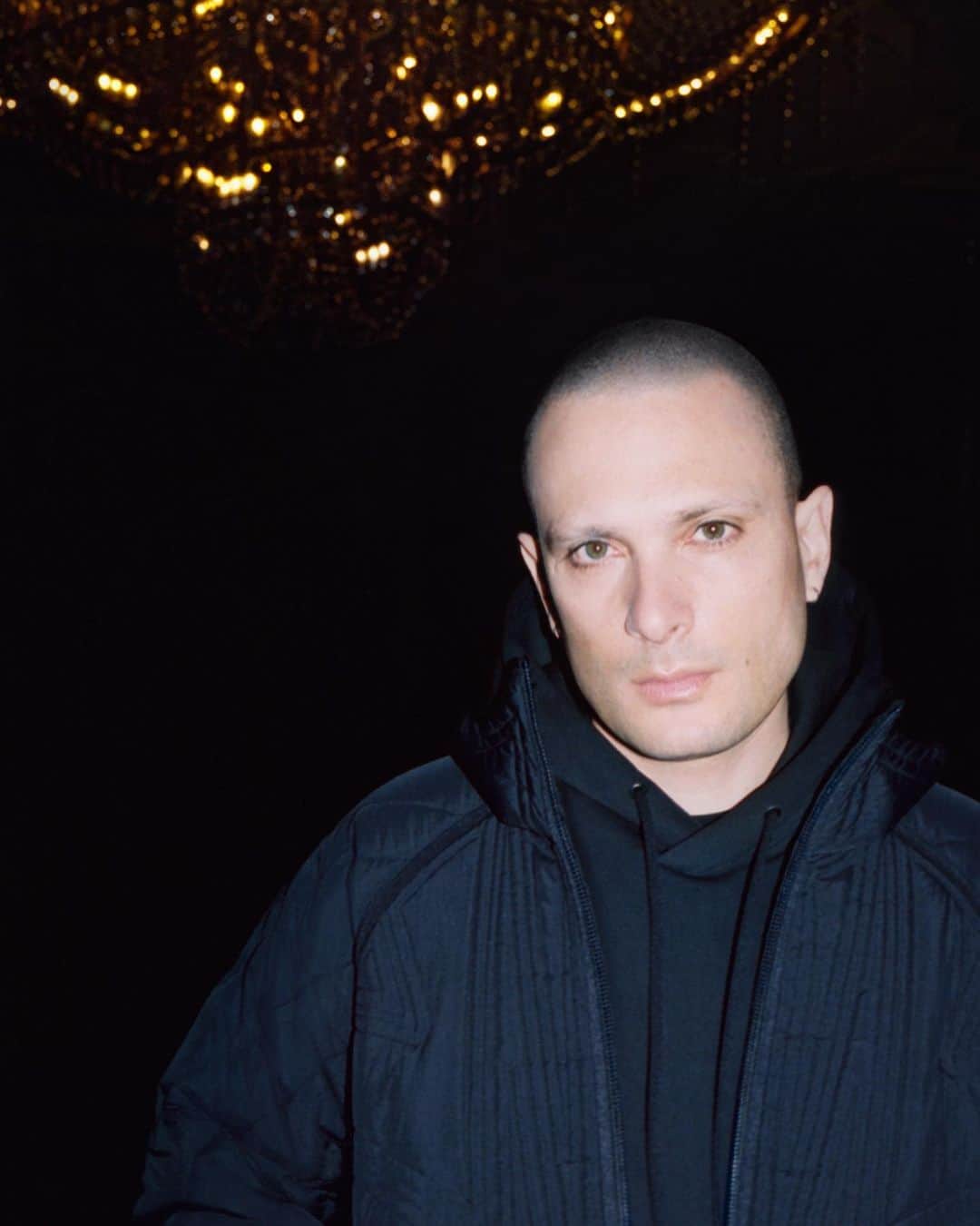 ワイスリーのインスタグラム：「@bill_kouligas​  ​Bill Kouligas is an artist, designer, musician and​ record label founder. He is one of the leading​ voices of contemporary sound, from underground​ club music to performance, visual art and​ technology. ​  Chapter 3, FW23​  Photographer: @1engua, Charlottenburg, Berlin, 2023.​  #adidas #Y3 #YohjiYamamoto」