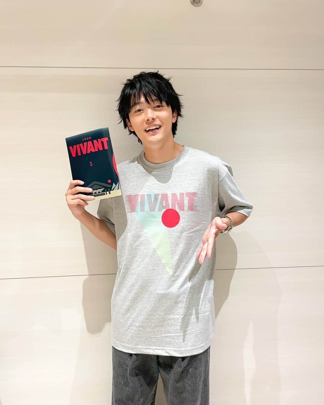 Kaitoさんのインスタグラム写真 - (KaitoInstagram)「日曜劇場『VIVANT』第5話ご覧いただけましたか！  18歳の乃木憂助を演じさせていただきました。 来週も熱いですよ。是非是非。 #vivant」8月13日 23時11分 - kaito_0413