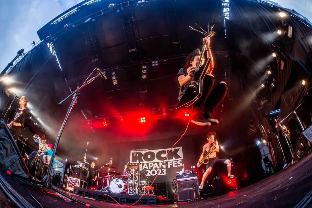 HEY-SMITHのインスタグラム：「8/13(日)千葉市蘇我スポーツ公園 “ROCK IN JAPAN FESTIVAL 2023” photo by @hayachinphoto」