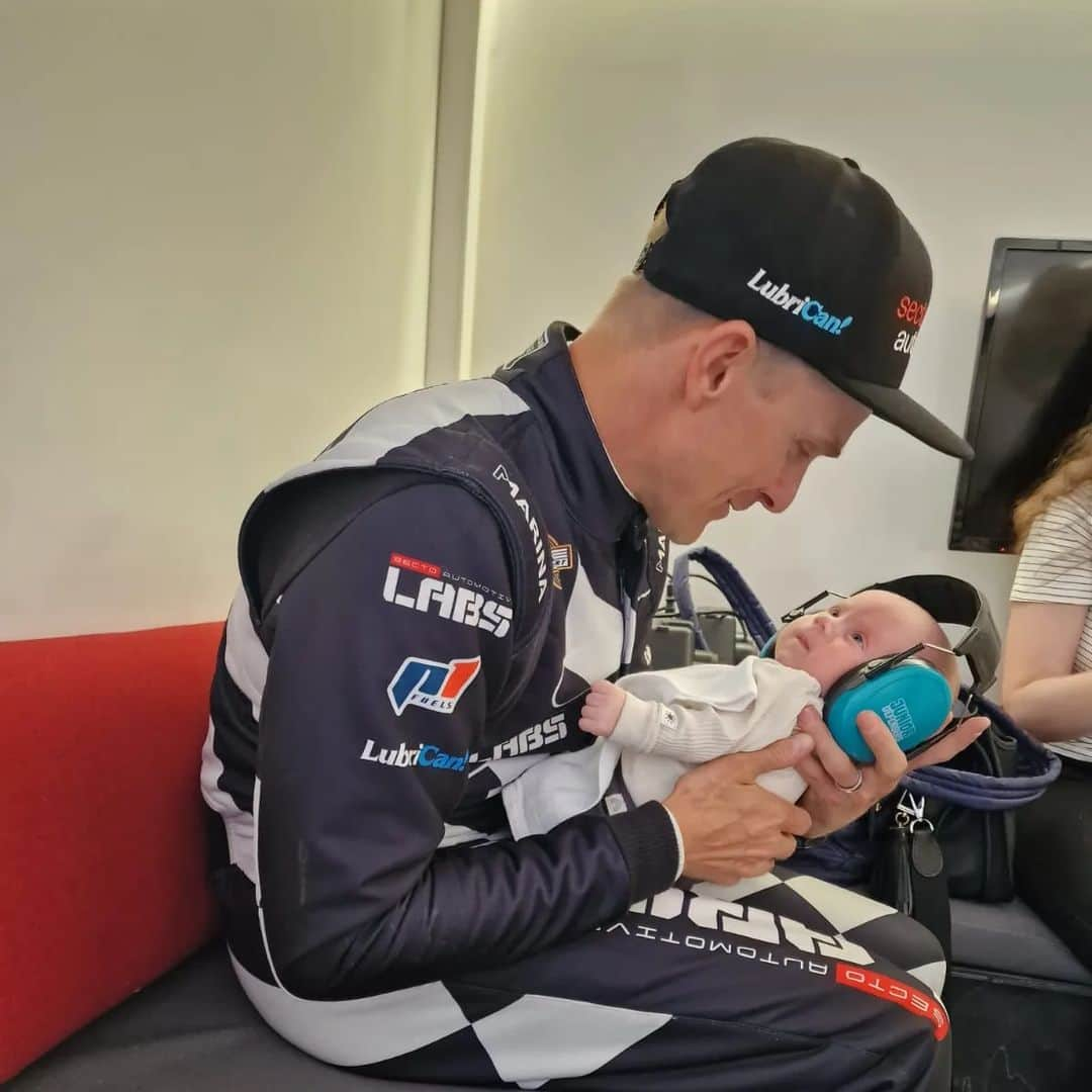 ヘイキ・コバライネンのインスタグラム：「Some great support at the rally yesterday, our son's first rally experience 😊 He was very calm all day so either bored or interested, we'll find out in the future!  📸 @heli.vepsalainen」