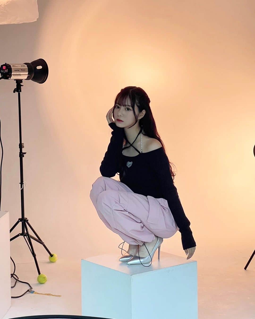 のインスタグラム：「8/27(日)12:00~14:00 都内で会えるイベントあります◎  詳細は後日ですが、取り急ぎ日時だけでもと...。  近い距離で会えるイベントなかなかないので、 ぜひ皆さんに会えたら私が1番喜びます＾＾  皆さんのお時間空いてたらいいなぁ よろしくお願いします☺︎」